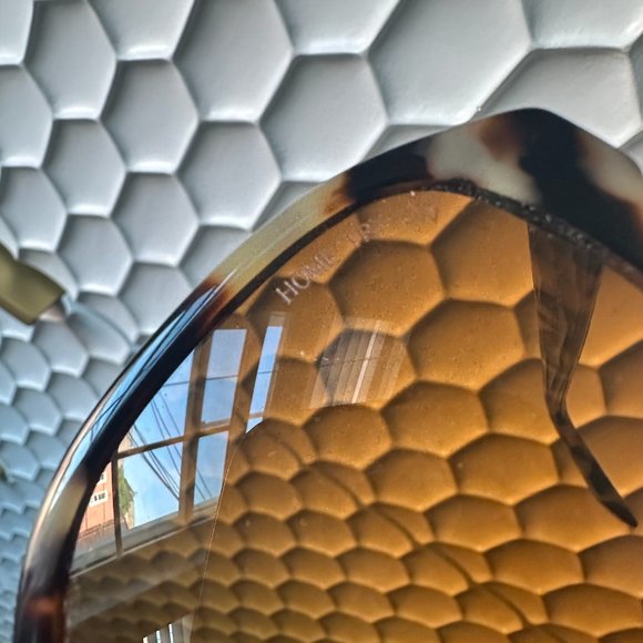 Warby Parker Sunglasses Lila Marzipan Tortoise - Try On sample - Picture 3 of 5